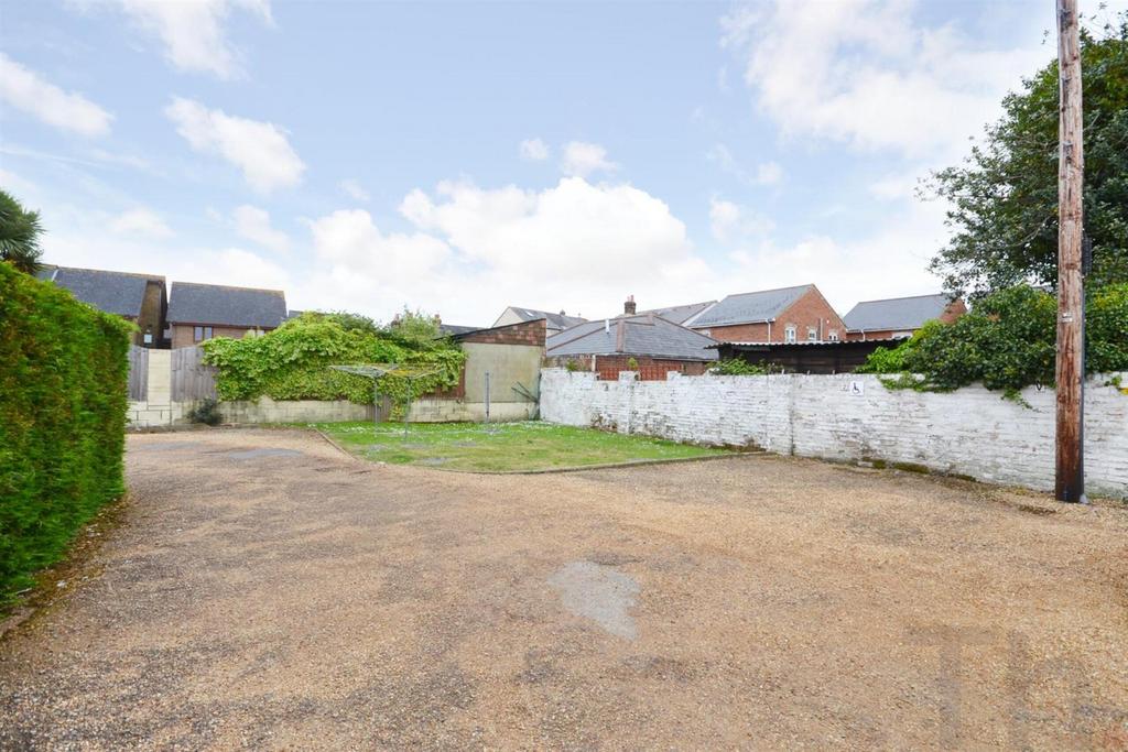 Kiq JV7-mpkqbxe BL7o9 W4 Q