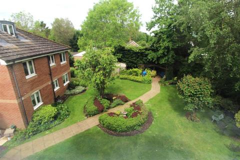 undefined, Darkes Lane, Potters Bar EN6