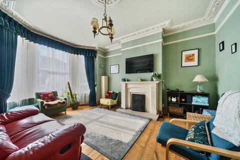 56 Arthur Road, Southampton, SO15 5DU