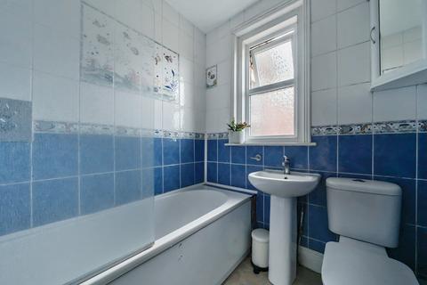 56 Arthur Road, Southampton, SO15 5DU