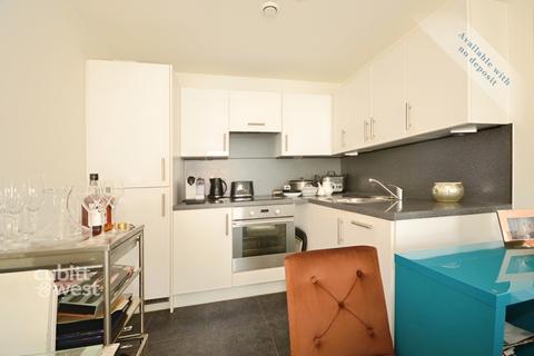 2 bedroom flat to rent, Suez Way Saltdean BN2