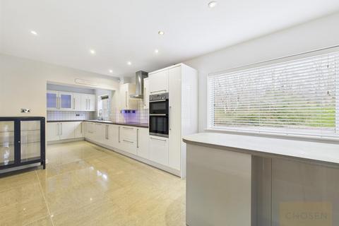 16 Millfields, Hucclecote, Gloucester, GL3 3NH