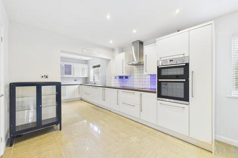 16 Millfields, Hucclecote, Gloucester, GL3 3NH