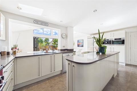 1 Fuchsia Grove, Shinfield, Reading, RG2 9ET