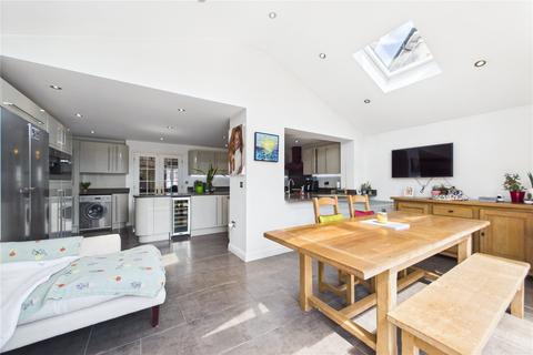 1 Fuchsia Grove, Shinfield, Reading, RG2 9ET