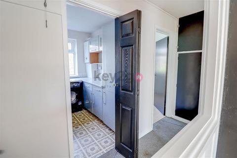 2 bedroom flat for sale, Fitzwalter Road, Sheffield, S2