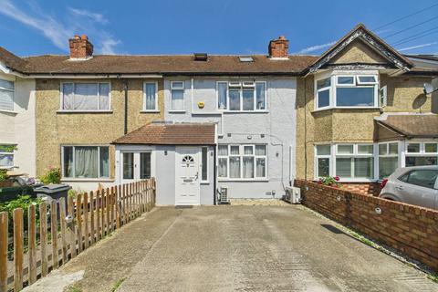 Cranleigh Road, Feltham, Middlesex, TW13