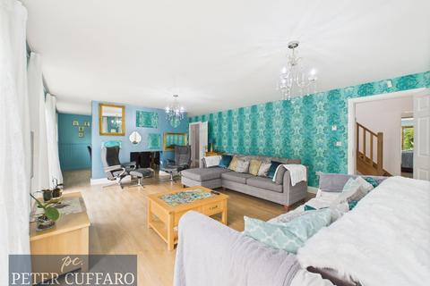 undefined, Hertford Road, Hoddesdon EN11