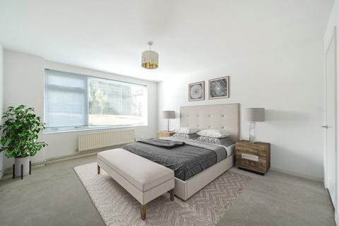 3 bedroom flat for sale, The Shimmings, Boxgrove Road, Guildford, GU1