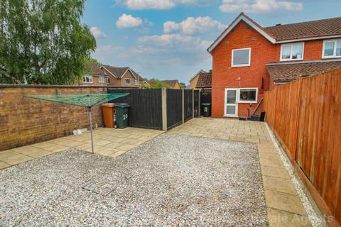 2 bedroom semi-detached house for sale, Burnley Close, South Oxhey