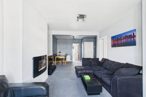3 bedroom terraced house for sale, Aston Road, Willerby, HU10 6SG