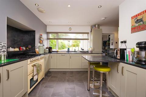 24 Rampside, Barrow-in-furness, LA13 0PY