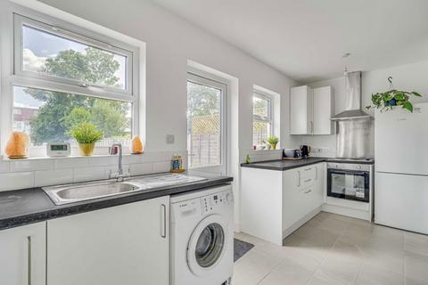 3 bedroom house for sale, Dalmeny Avenue, London