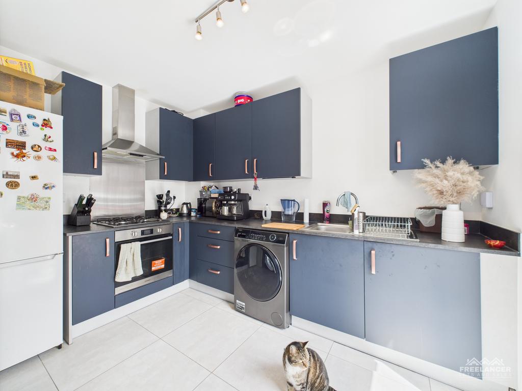 Kitchen 1