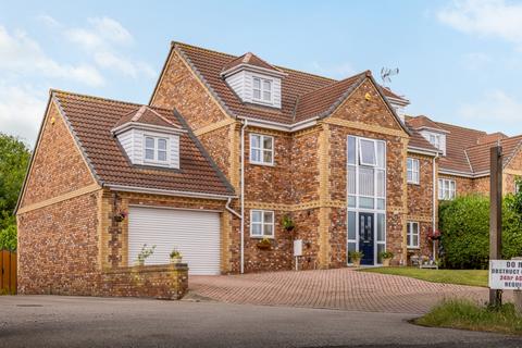 undefined, Ash Close, Dunham-on-Trent, Newark, Nottinghamshire, NG22