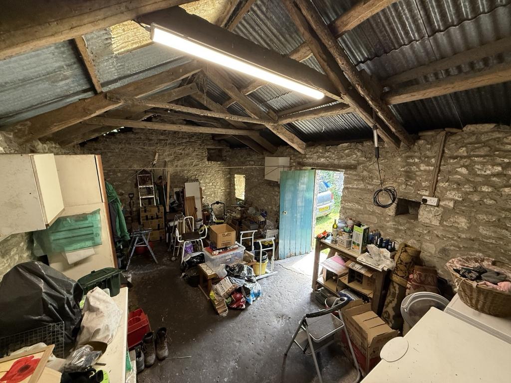 Inter Connecting Barn