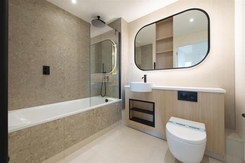 3 bedroom flat for sale, Henshaw Parade, The Hyde, London