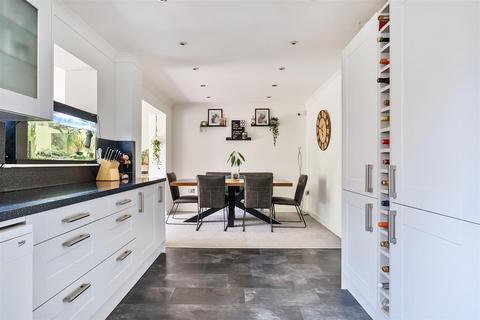 undefined, Honeysuckle Close, Calne