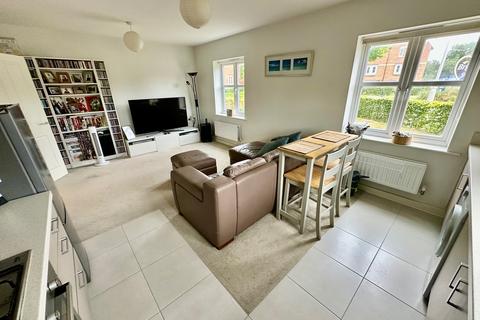 2 bedroom flat for sale, Ferard Corner, Warfield RG42