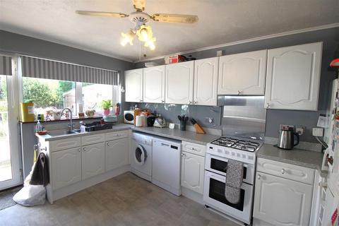 3 bedroom detached bungalow for sale, Southsea Avenue, Minster On Sea, Sheerness