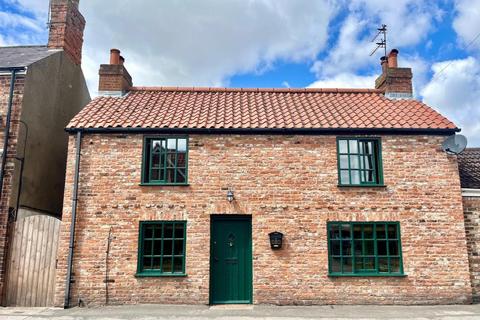 3 bedroom semi-detached house for sale, High Street, Hook, Goole