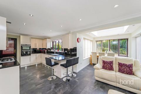 65 Beachs Drive, Chelmsford, CM1 2NJ