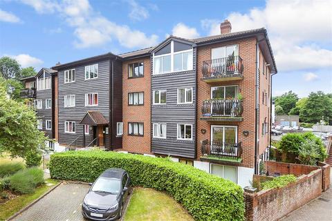 2 bedroom flat for sale, Laurel House, Haywards Heath RH16