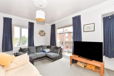 2 bedroom flat for sale, Laurel House, Haywards Heath RH16