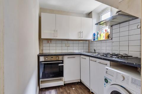 undefined, Amblecote Road, London