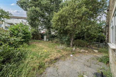 undefined, Amblecote Road, London