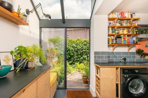 2 bedroom terraced house for sale, Wellington Avenue, Montpelier