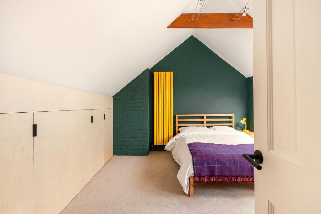 0 W5 AMR - Loft Bedroom D.jpg