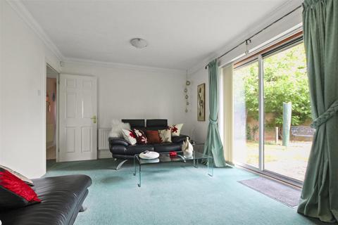 undefined, Lodge Way, Irthlingborough