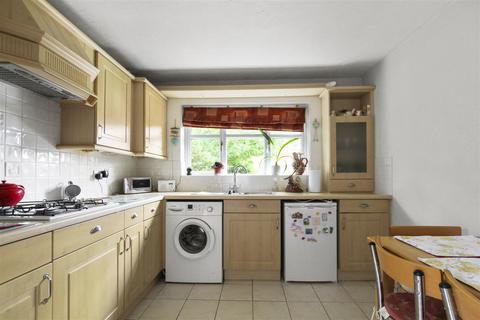 undefined, Lodge Way, Irthlingborough