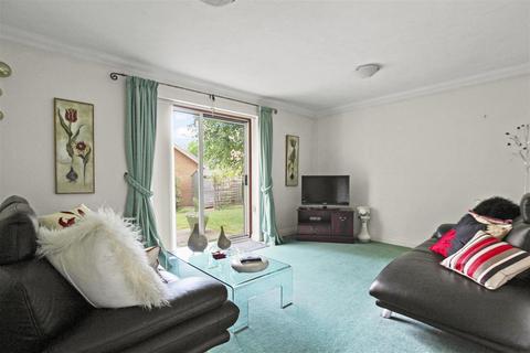 undefined, Lodge Way, Irthlingborough