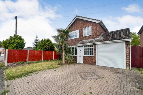 3 bedroom detached house for sale, Gainsborough Crescent, Hillmorton, Rugby, CV21
