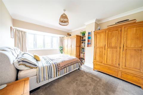 64 Carr Manor Drive, Leeds, LS17 5AU