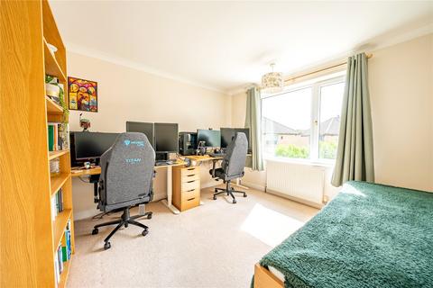 64 Carr Manor Drive, Leeds, LS17 5AU