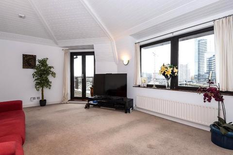 3 bedroom apartment for sale, Channel Way, Ocean Village, Southampton