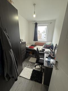 undefined, Smythe Street, London E14