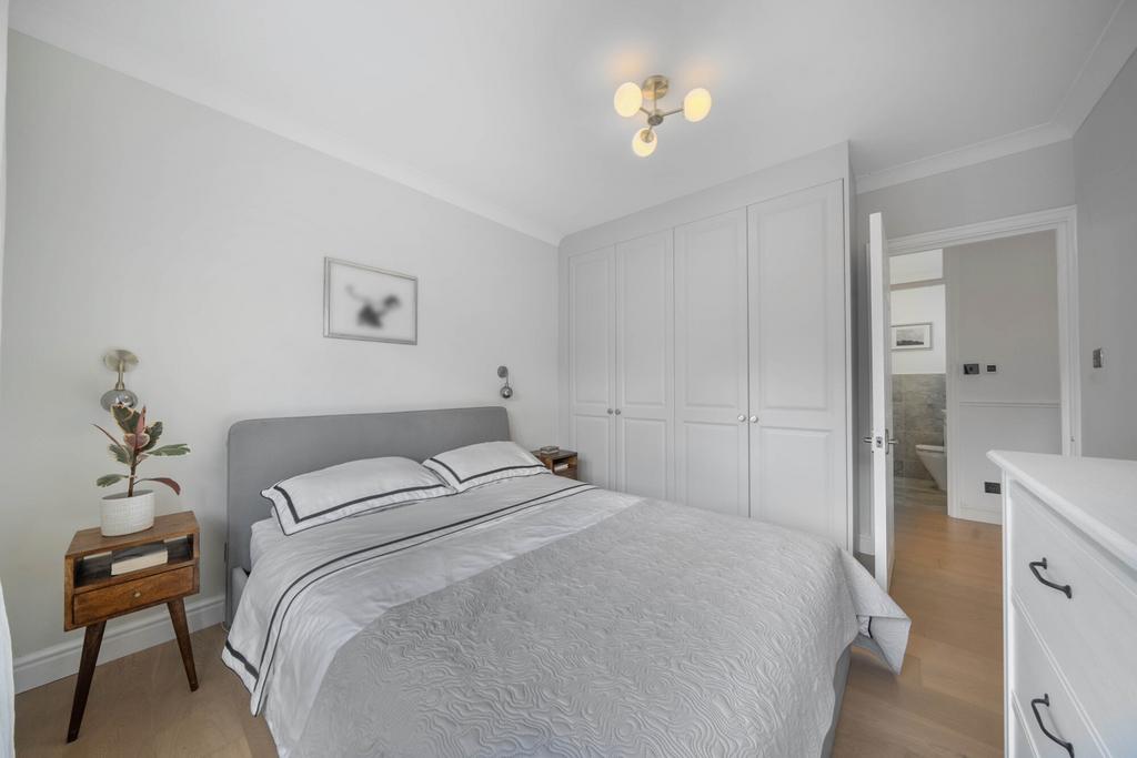 1301564-20-683d83...