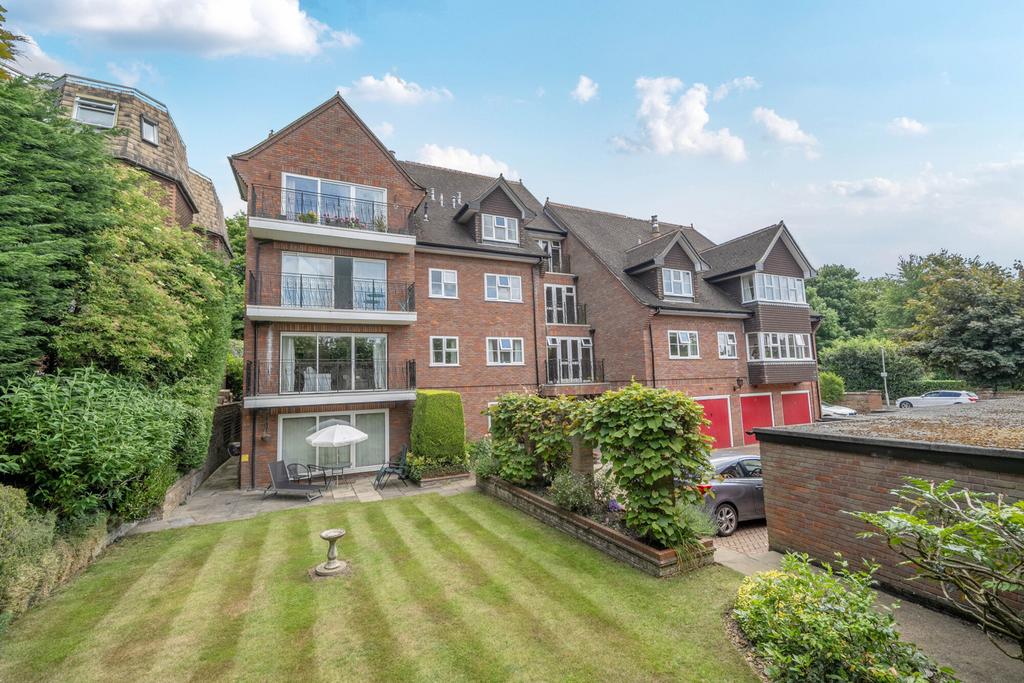 1301564-1-683d827...