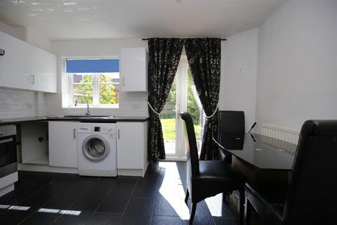 undefined, Grant Drive, Maidstone