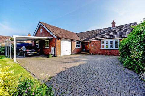 undefined, Main Road, Louth LN11