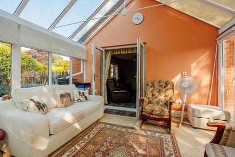 undefined, Main Road, Louth LN11