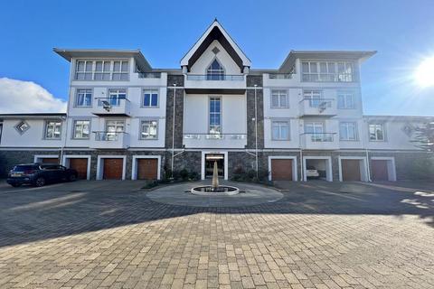 4 bedroom apartment for sale, Penthouse, Majestic Apartments, King Edward Road, Onchan
