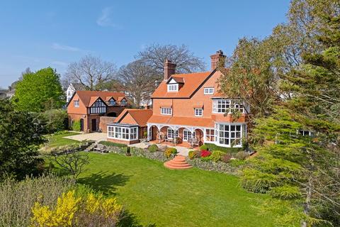 5 bedroom detached house for sale, Oakleigh, Glencrutchery Road, Douglas