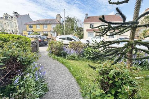 2 bedroom apartment for sale, Brookfield Avenue, Ramsey