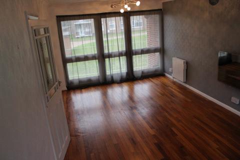 undefined, Sandringham Court, Slough SL1
