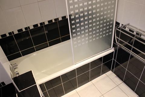 undefined, Sandringham Court, Slough SL1